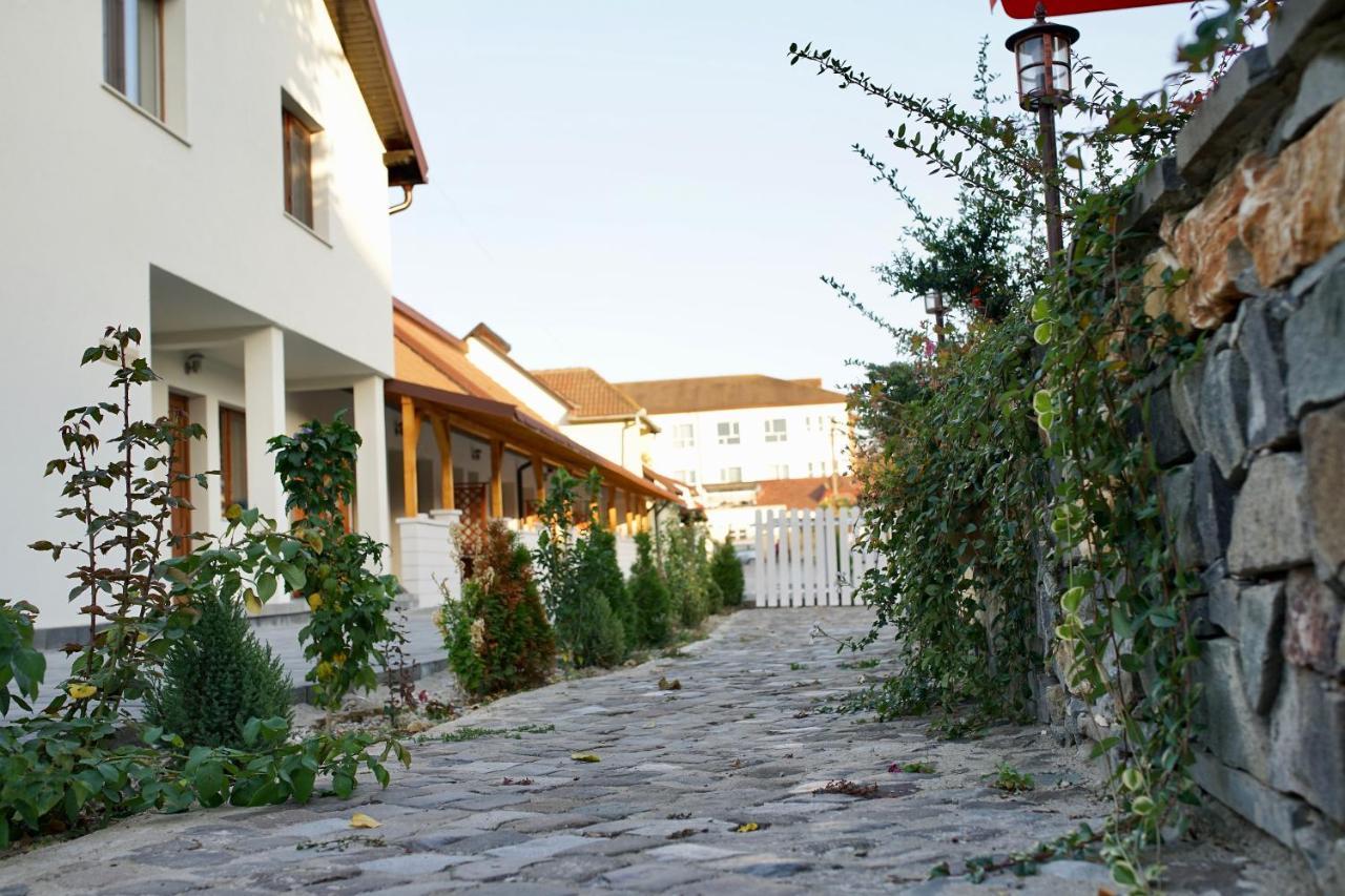 Pensiunea Rustic Hunedoara Luaran gambar